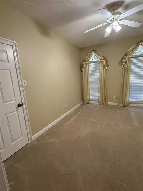 Bedroom - 5705 Foxfire Rd, Mobile, AL 36618 photo 2 of 3