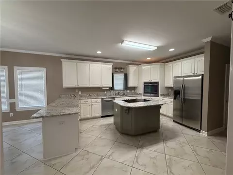 Kitchen - 5705 Foxfire Rd, Mobile, AL 36618 photo 1 of 1
