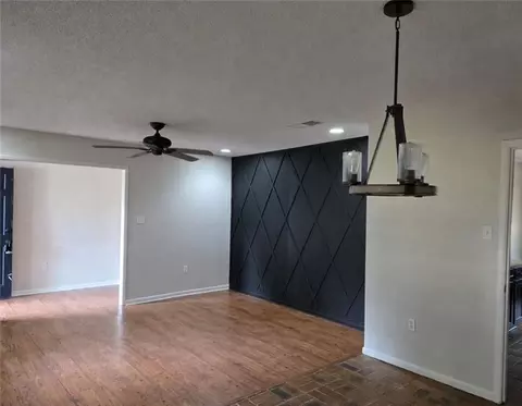 Living - 6671 Stringfellow Ln, Wilmer, AL 36587 photo 3 of 5