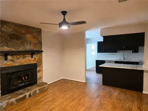 Living - 6671 Stringfellow Ln, Wilmer, AL 36587 photo 5 of 5