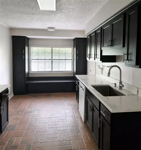 Kitchen - 6671 Stringfellow Ln, Wilmer, AL 36587 photo 2 of 3