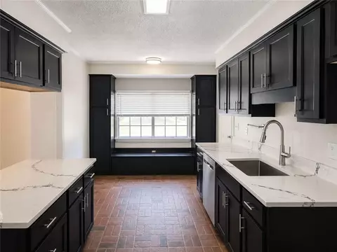 Kitchen - 6671 Stringfellow Ln, Wilmer, AL 36587 photo 1 of 3