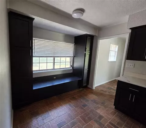 Entry Way - 6671 Stringfellow Ln, Wilmer, AL 36587 photo 1 of 1