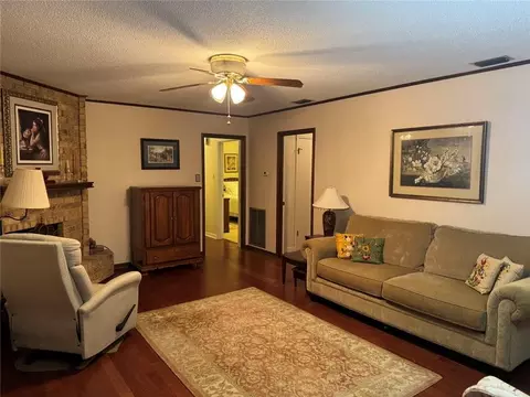 Living - 1575 Regency Dr, Mobile, AL 36693 photo 1 of 2