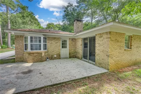 Exterior - 2225 Massengale Dr, Mobile, AL 36605 photo 2 of 5