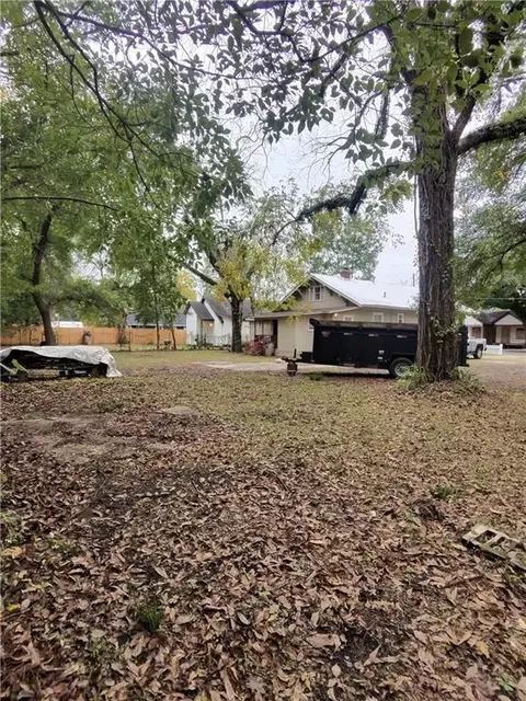 Exterior - 969 Baltimore St, Mobile, AL 36605 photo 4 of 4