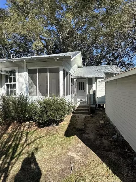 Exterior - 19 Gulf St, Mobile, AL 36611 photo 4 of 10
