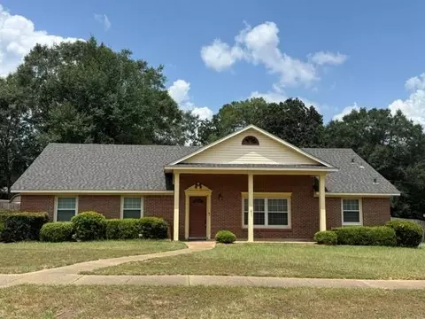 6204 Parkwood Dr, Mobile, AL 36608