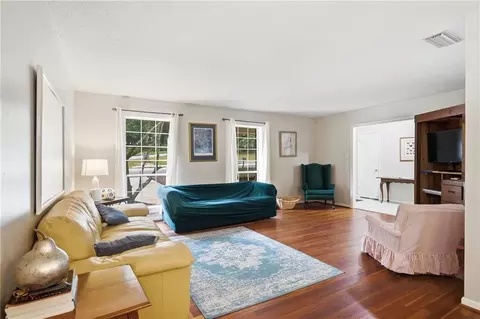 Living - 5404 Gaillard Dr, Mobile, AL 36608 photo 3 of 7