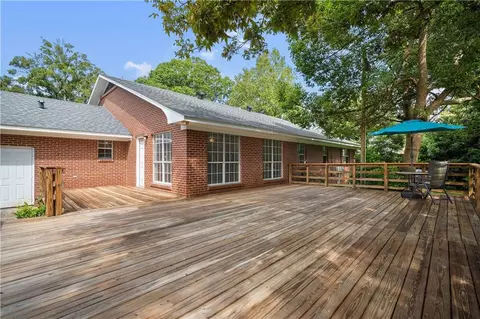 Exterior - 339 Bromley Pl, Mobile, AL 36606 photo 10 of 14