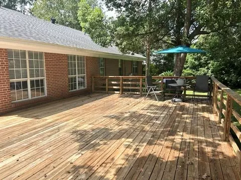 Exterior - 339 Bromley Pl, Mobile, AL 36606 photo 7 of 14