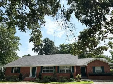 339 Bromley Pl, Mobile, AL 36606
