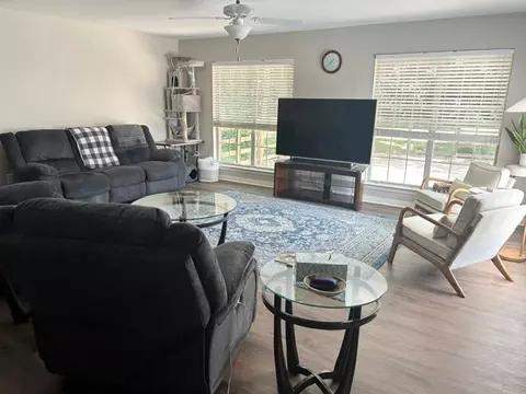 Living - 339 Bromley Pl, Mobile, AL 36606 photo 1 of 3