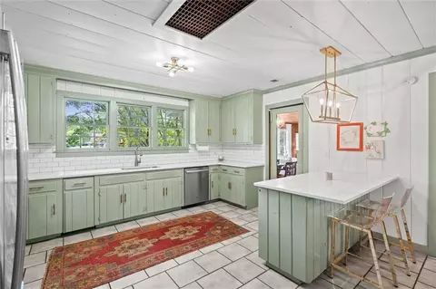 Kitchen - 268 Carnation St, Mobile, AL 36609 photo 4 of 5