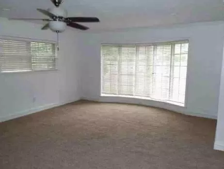4956 Ringold Dr N, Mobile, AL 36693 photo 4