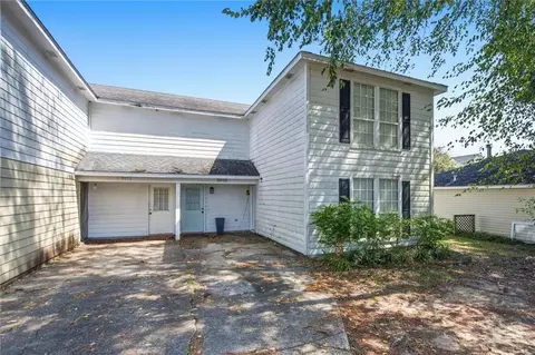 Exterior - 5910 Windham Ct, Mobile, AL 36608 photo 2 of 2