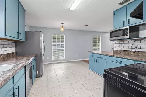 Kitchen - 971 Abilene Dr E, Mobile, AL 36695 photo 3 of 3