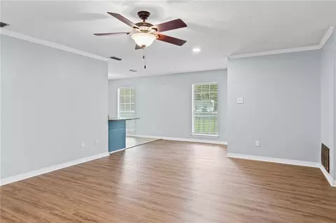 Living - 971 Abilene Dr E, Mobile, AL 36695 photo 2 of 2