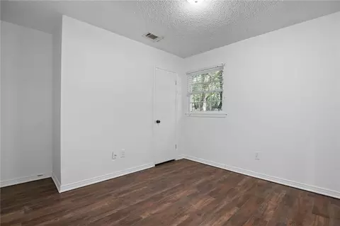 Bedroom - 1365 Middle Ring Rd, Mobile, AL 36608 photo 6 of 7