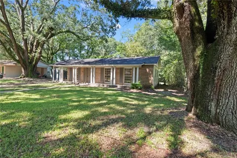 Exterior - 1365 Middle Ring Rd, Mobile, AL 36608 photo 4 of 9
