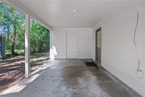 Exterior - 1365 Middle Ring Rd, Mobile, AL 36608 photo 5 of 9