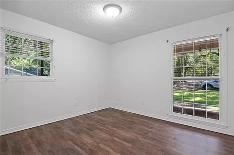 Bedroom - 1365 Middle Ring Rd, Mobile, AL 36608 photo 2 of 7