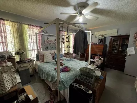 Bedroom - 10575 Thomas Rd, Theodore, AL 36582 photo 7 of 9