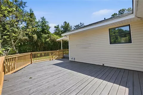 Exterior - 2960 Newman Rd, Mobile, AL 36695 photo 5 of 7