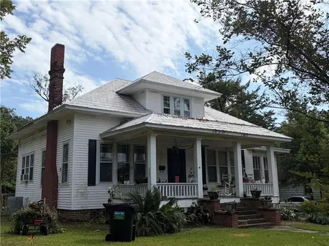8070 State St, Citronelle, AL 36522