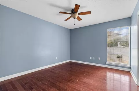 Bedroom - 6300 Cottage Hill Rd, Mobile, AL 36609 photo 4 of 4