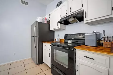 Kitchen - 849 Lisa Ct, Mobile, AL 36695 photo 2 of 3