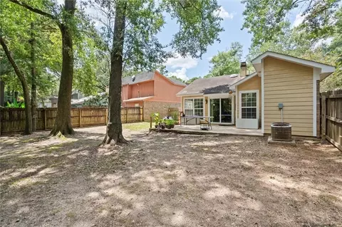 Exterior - 1807 Spring Brook Ct, Mobile, AL 36609 photo 3 of 5