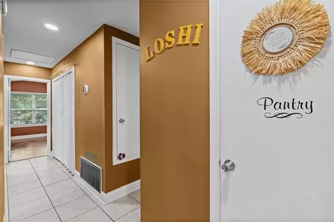 Entry Way - 1807 Spring Brook Ct, Mobile, AL 36609 photo 1 of 1