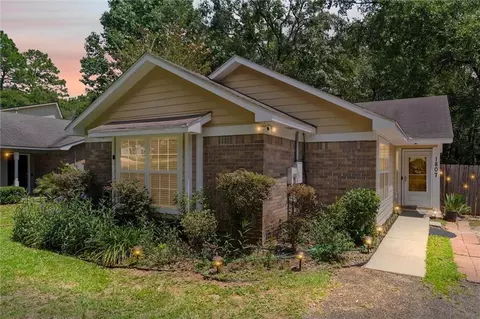 1807 Spring Brook Ct, Mobile, AL 36609