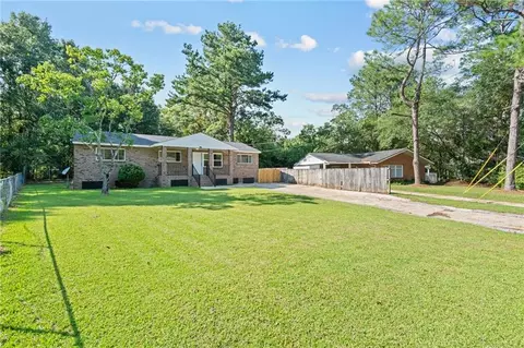 Exterior - 4120 Latimer Ln, Mobile, AL 36609 photo 3 of 7