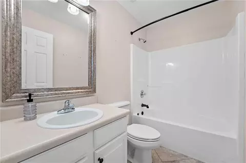 Bath - 836 Willow Pointe Dr E, Mobile, AL 36695 photo 5 of 5