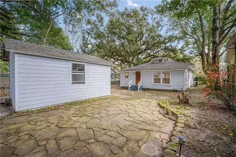 Exterior - 118 Mohawk St, Mobile, AL 36606 photo 5 of 6