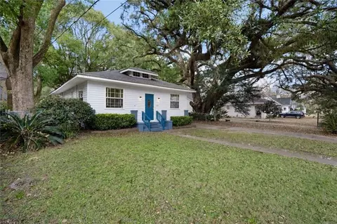 Exterior - 118 Mohawk St, Mobile, AL 36606 photo 2 of 6