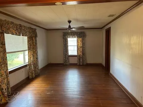 Living - 2283 Cedar Point Rd, Mobile, AL 36605 photo 1 of 3