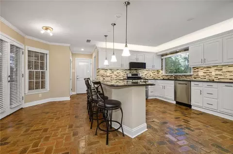 Kitchen - 254 Jackson Blvd, Mobile, AL 36609 photo 4 of 9