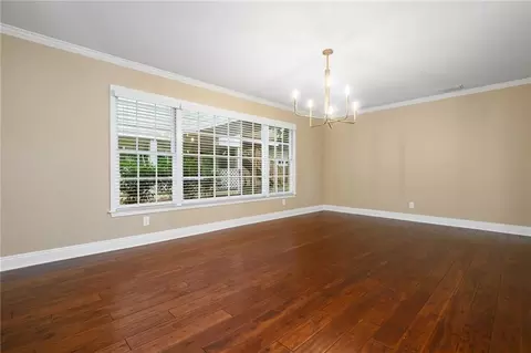 Living - 254 Jackson Blvd, Mobile, AL 36609 photo 6 of 14
