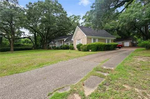 Exterior - 254 Jackson Blvd, Mobile, AL 36609 photo 5 of 16