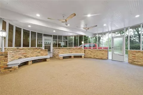 Exterior - 254 Jackson Blvd, Mobile, AL 36609 photo 2 of 16