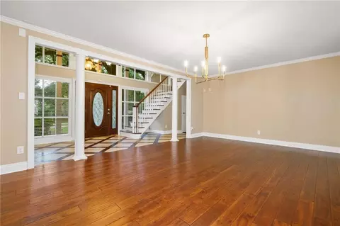 Living - 254 Jackson Blvd, Mobile, AL 36609 photo 5 of 14