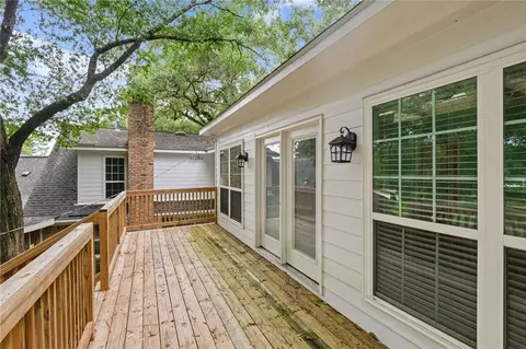 Exterior - 254 Jackson Blvd, Mobile, AL 36609 photo 12 of 16