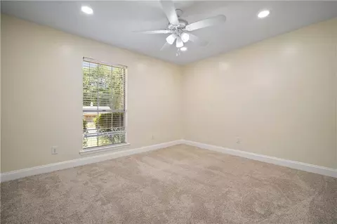 Bedroom - 5225 Wilhelm Dr, Mobile, AL 36618 photo 2 of 4
