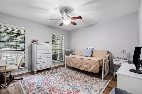Bedroom - 1050 Regal Dr, Mobile, AL 36609 photo 5 of 6