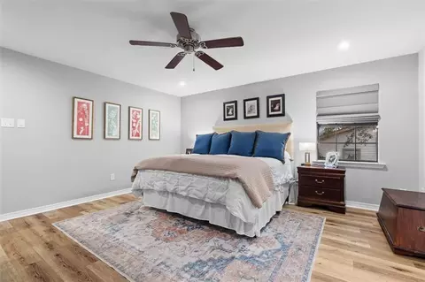 Bedroom - 1050 Regal Dr, Mobile, AL 36609 photo 3 of 6