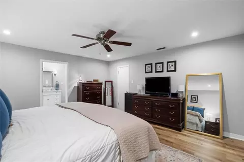Bedroom - 1050 Regal Dr, Mobile, AL 36609 photo 2 of 6