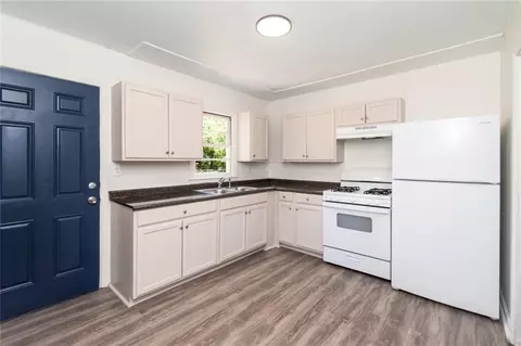 Kitchen - 253 10th Ave, Chickasaw, AL 36611 photo 3 of 3